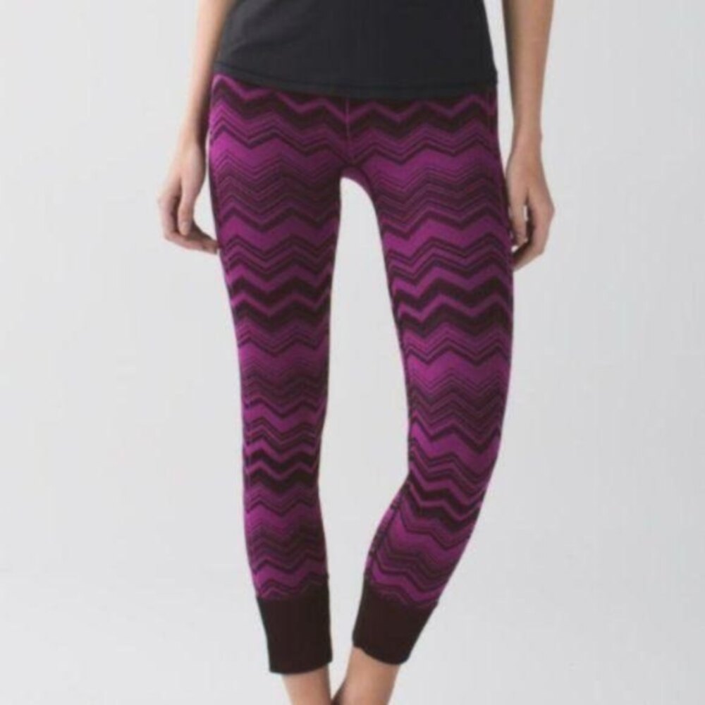 Lululemon Chevron Ebb to Street Leggings Purple 4